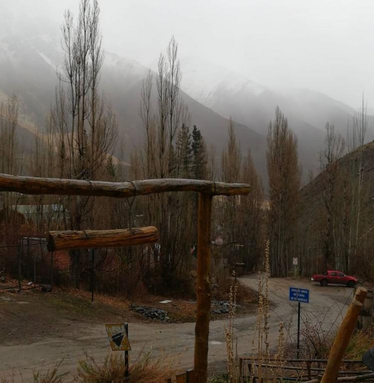 Fotografía 11 de Refugio de Montaña Cabañas Correcaminos en Cajon del Maipo, Metropolitana