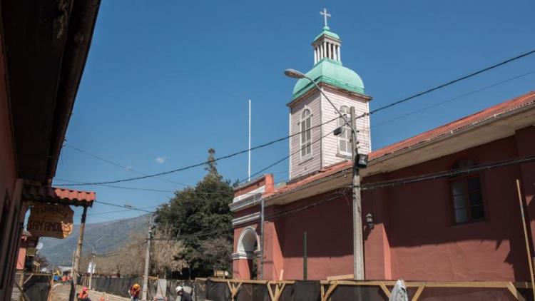 Fotografía 4 de Iglesia y Casa Parroquial de San José de Maipo en Cajon del Maipo, Metropolitana