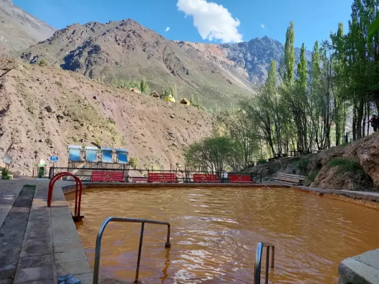 Fotografía 10 de Baños Morales, Cajón del Maipo en Cajon del Maipo, Metropolitana