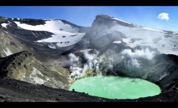 Volcan Tupungatito en Cajon del Maipo, Metropolitana